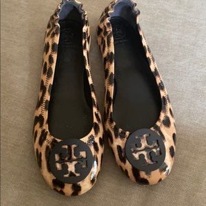 New never worn Tory Burch leopard flats